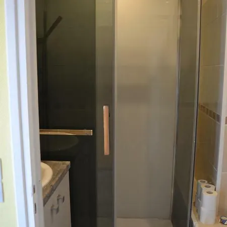 Apartment Appart Refait A Neuf Proche Gare Et Centre Ville